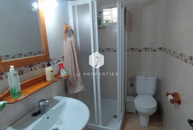 Segunda mano - Apartamento / piso -
Torrevieja - Los Locos