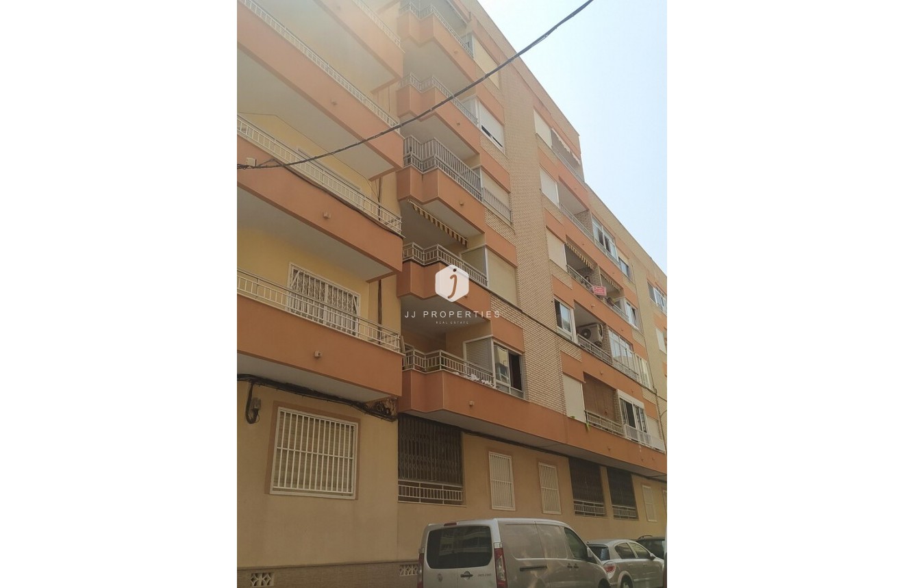 Segunda mano - Apartamento / piso -
Torrevieja - Los Locos