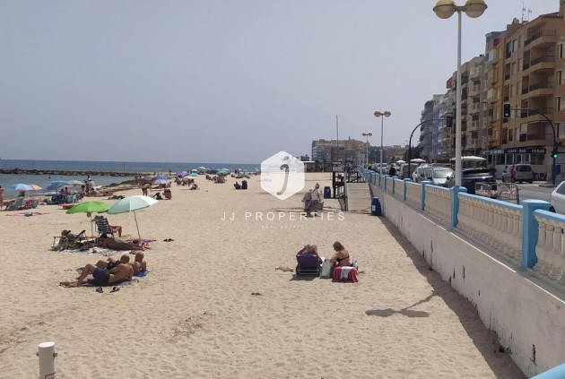 Segunda mano - Apartamento / piso -
Torrevieja - Los Locos