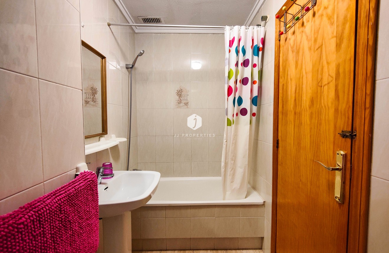 Segunda mano - Apartamento / piso -
Torrevieja - Costa Blanca