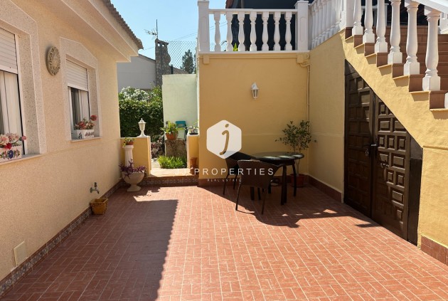 Segunda mano - Villa -
Algorfa - Inland