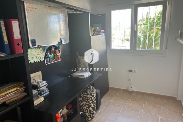 Segunda mano - Villa -
Algorfa - Inland