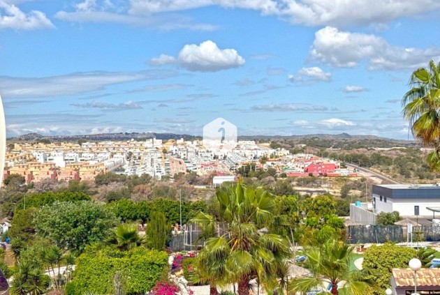 Tweedehands - Chalet -
Orihuela Costa - Costa Blanca