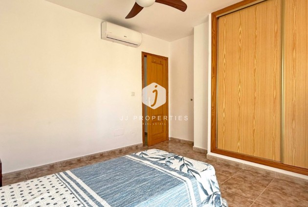 Tweedehands - Chalet -
Orihuela Costa - Costa Blanca