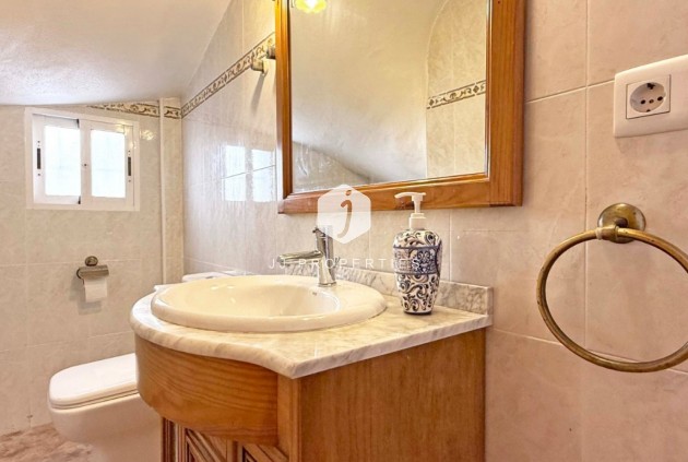 Tweedehands - Chalet -
Orihuela Costa - Costa Blanca