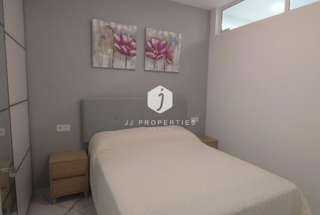 Aus zweiter Hand - Wohnung -
Torrevieja - Playa del Cura