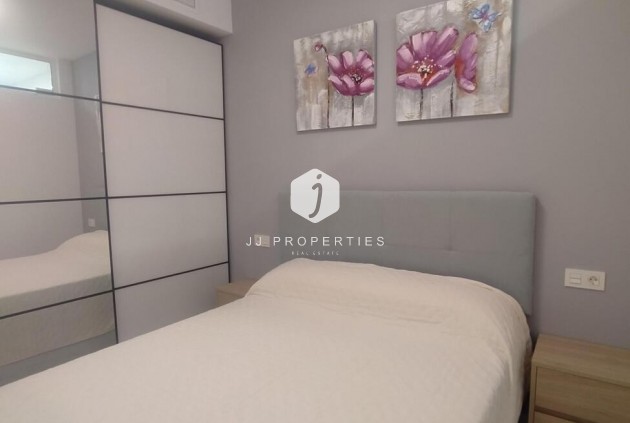 Aus zweiter Hand - Wohnung -
Torrevieja - Playa del Cura