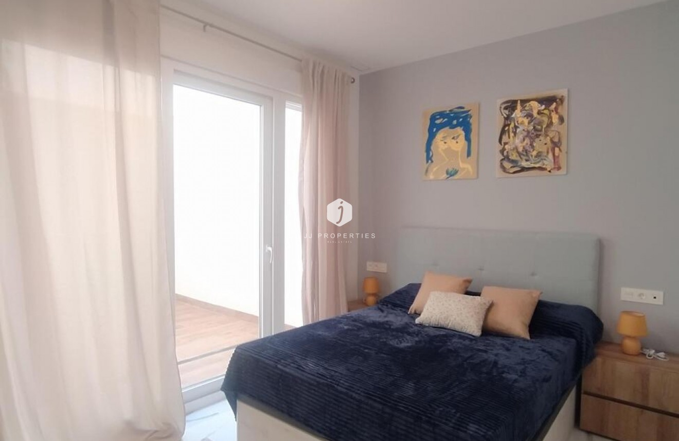 Aus zweiter Hand - Wohnung -
Torrevieja - Playa del Cura