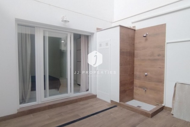 Aus zweiter Hand - Wohnung -
Torrevieja - Playa del Cura