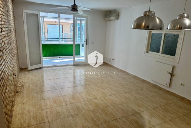 Segunda mano - Apartamento / piso -
Torrevieja - El Acequión - Los Náufragos