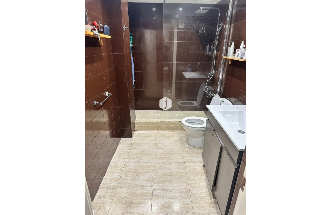 Segunda mano - Apartamento / piso -
Torrevieja - El Acequión - Los Náufragos