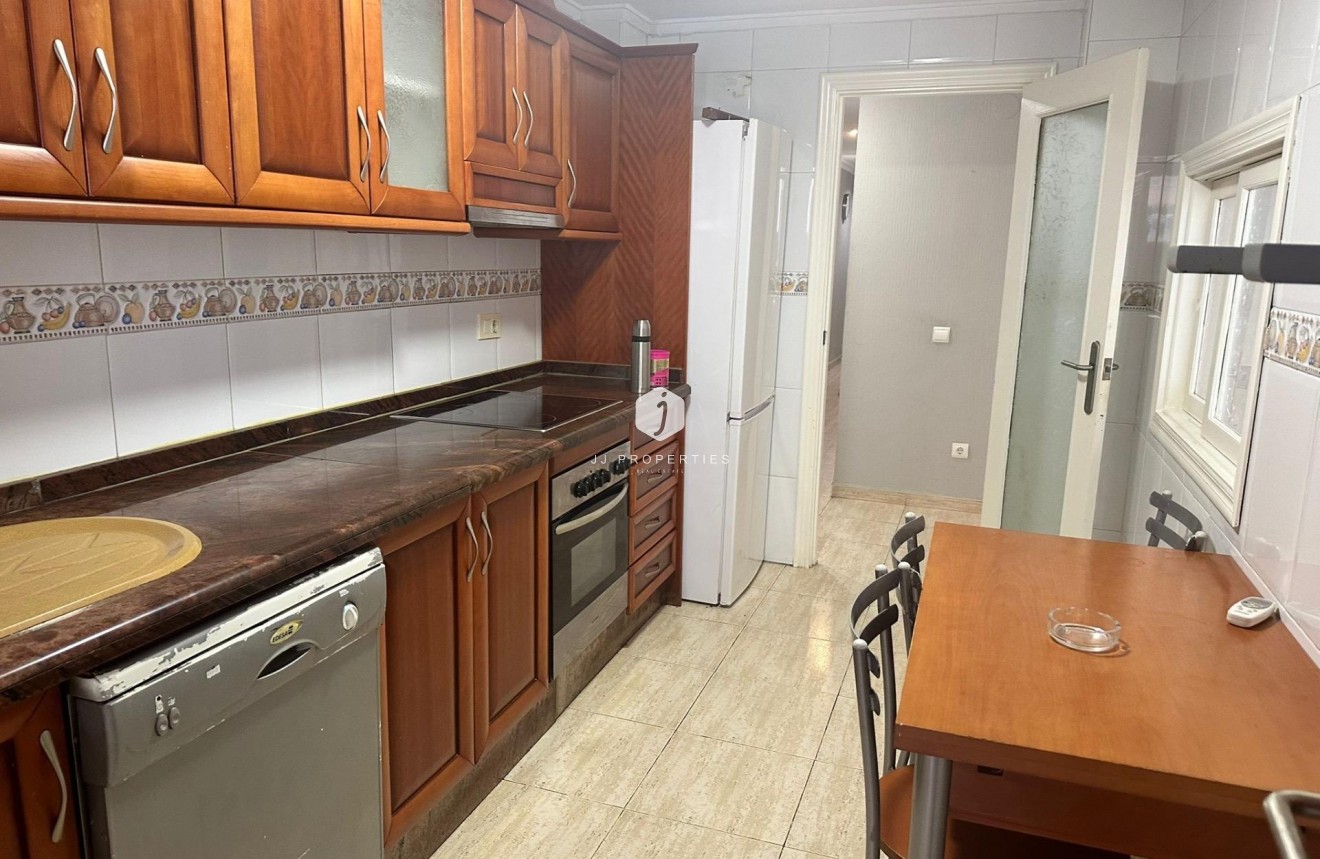 Segunda mano - Apartamento / piso -
Torrevieja - El Acequión - Los Náufragos
