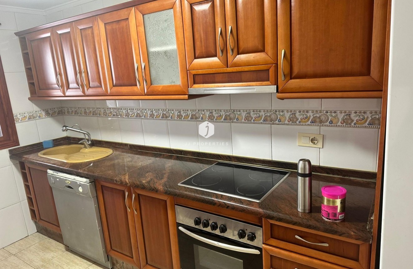 Segunda mano - Apartamento / piso -
Torrevieja - El Acequión - Los Náufragos