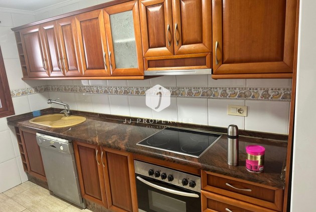 Segunda mano - Apartamento / piso -
Torrevieja - El Acequión - Los Náufragos