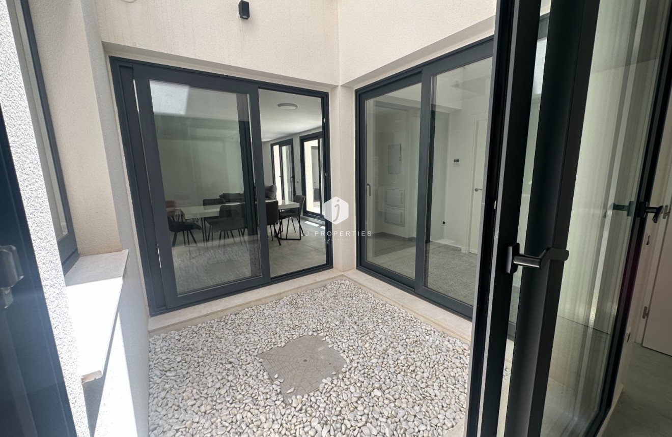 Tweedehands - Villa -
San Miguel de Salinas - Inland