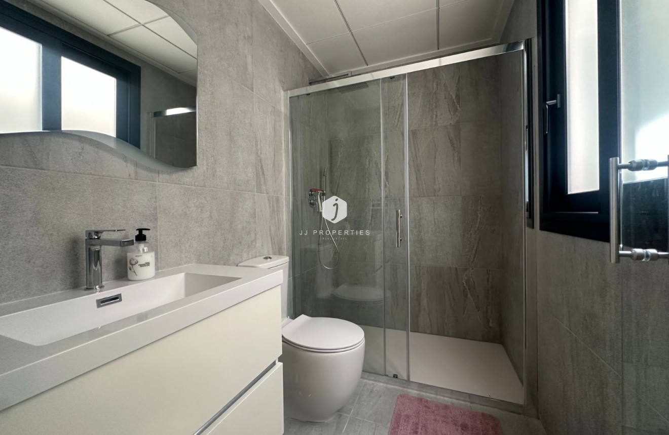 Tweedehands - Villa -
San Miguel de Salinas - Inland