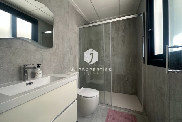 Tweedehands - Villa -
San Miguel de Salinas - Inland