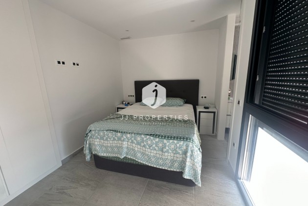 Tweedehands - Villa -
San Miguel de Salinas - Inland