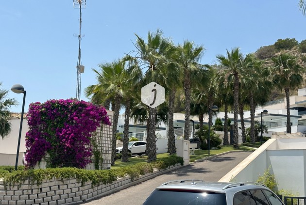 Tweedehands - Villa -
San Miguel de Salinas - Inland