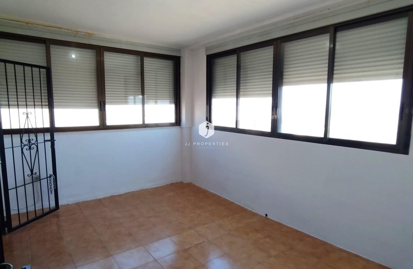 Segunda mano - Apartamento / piso -
Torrevieja - La Mata Pueblo