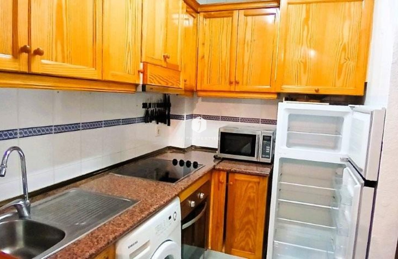 Segunda mano - Apartamento / piso -
Torrevieja - Playa del Cura