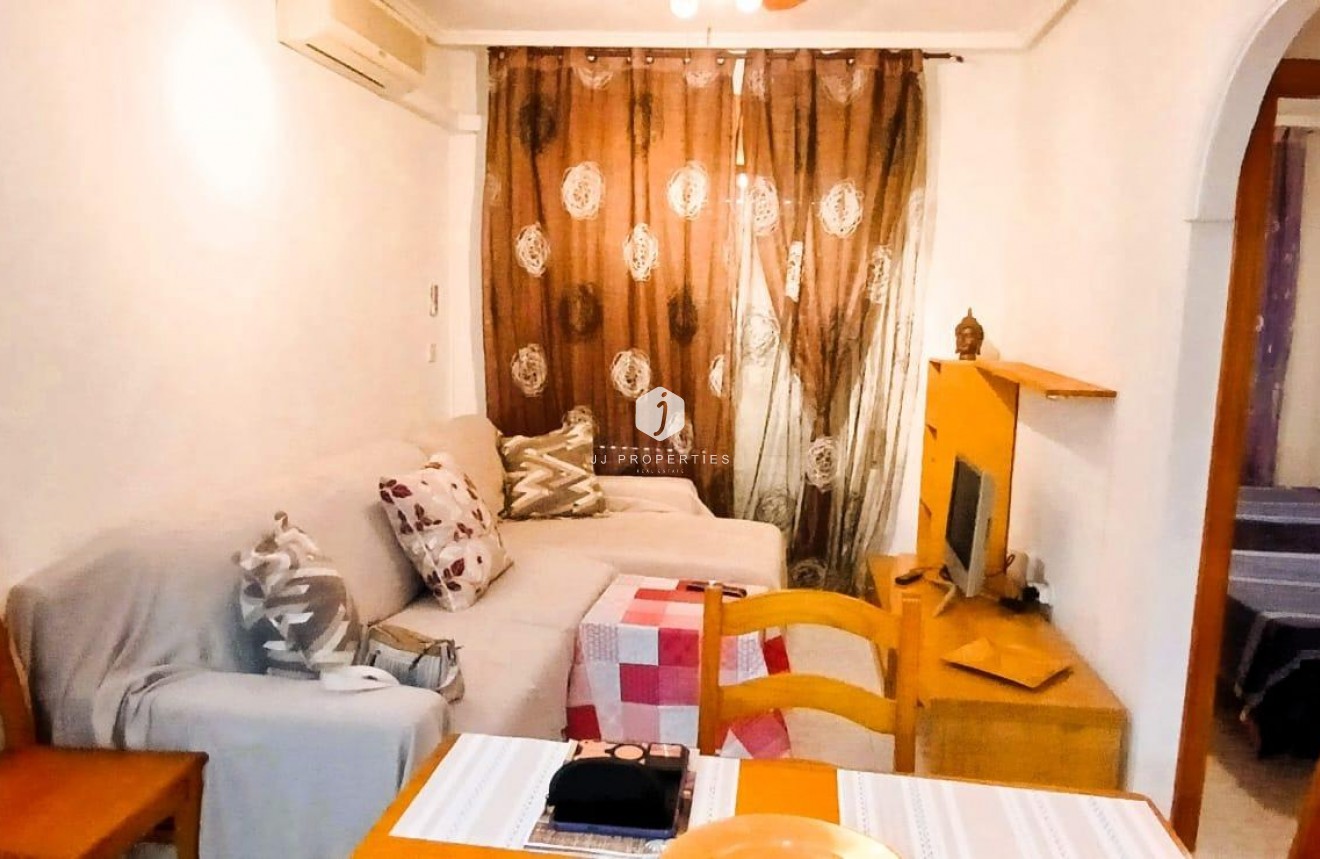 Segunda mano - Apartamento / piso -
Torrevieja - Playa del Cura