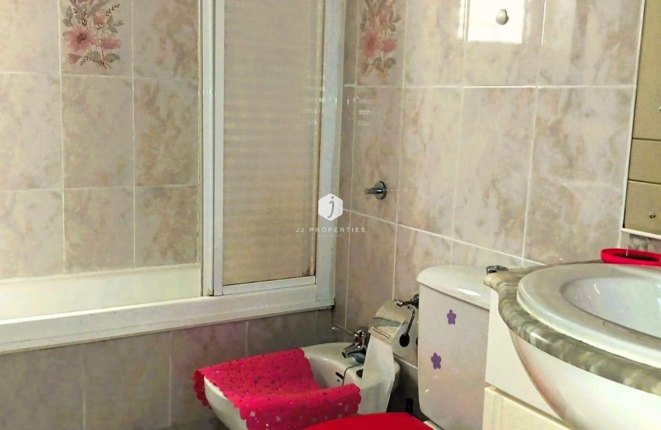 Segunda mano - Apartamento / piso -
Torrevieja - Playa del Cura