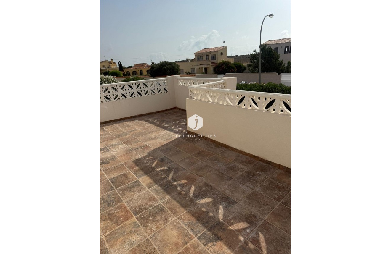 Segunda mano - Chalet -
Torrevieja - La Siesta - El Salado - Torreta