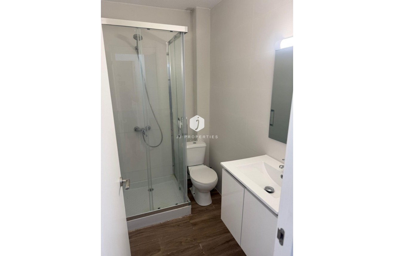 Segunda mano - Chalet -
Torrevieja - La Siesta - El Salado - Torreta