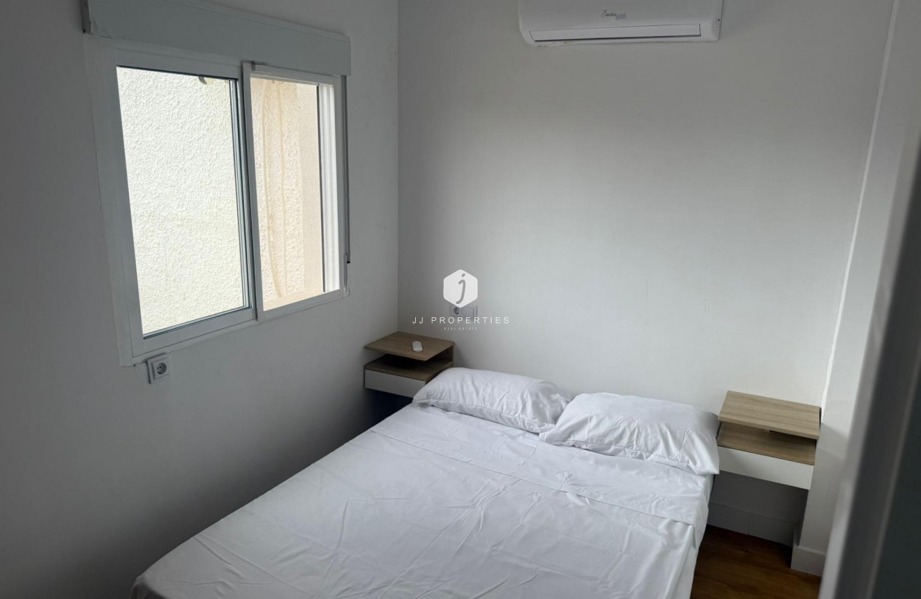 Segunda mano - Chalet -
Torrevieja - La Siesta - El Salado - Torreta