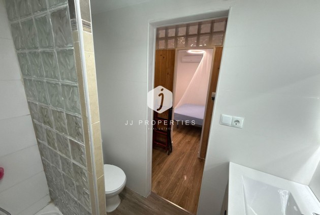 Segunda mano - Chalet -
Torrevieja - La Siesta - El Salado - Torreta