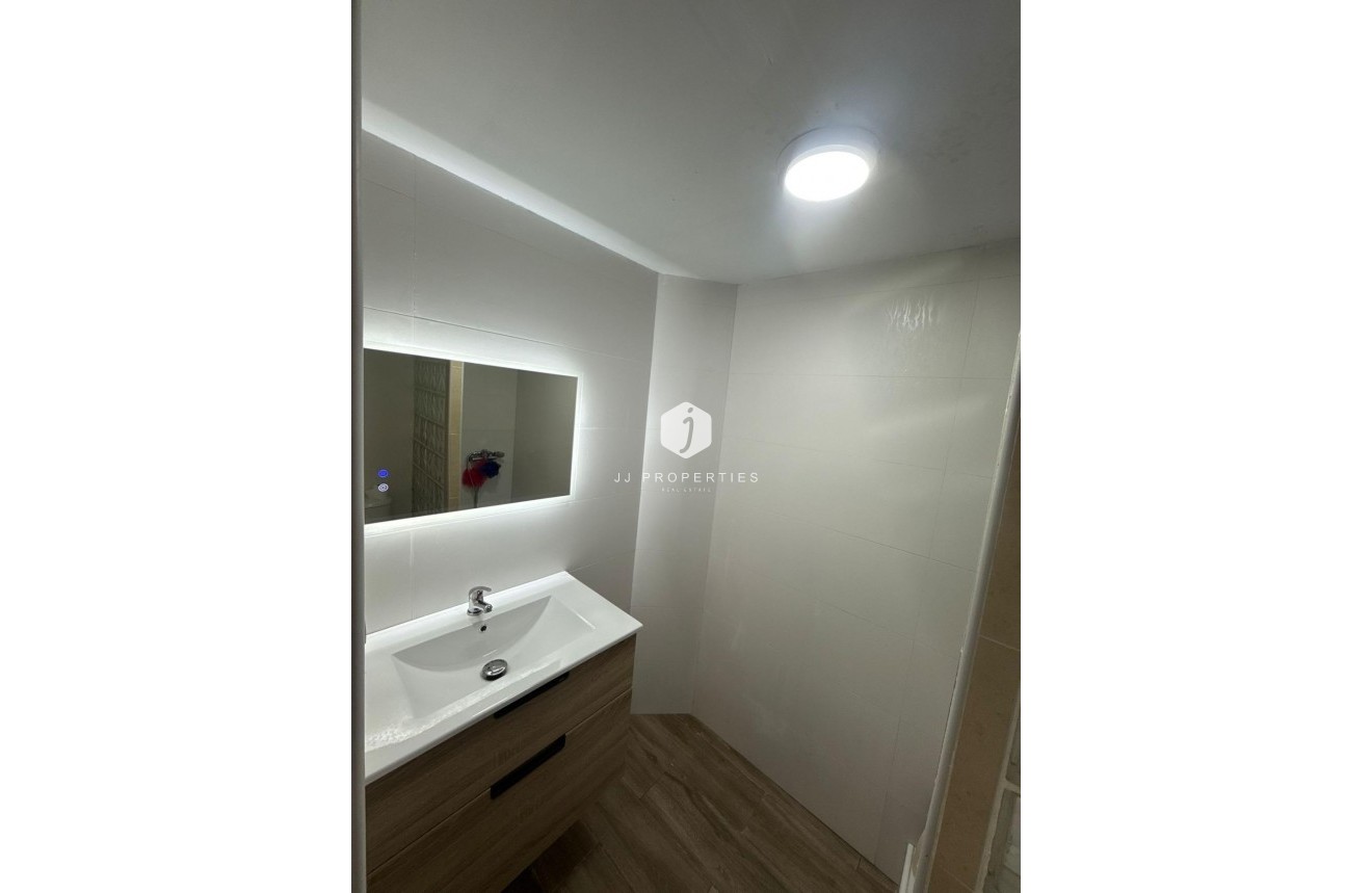 Segunda mano - Chalet -
Torrevieja - La Siesta - El Salado - Torreta