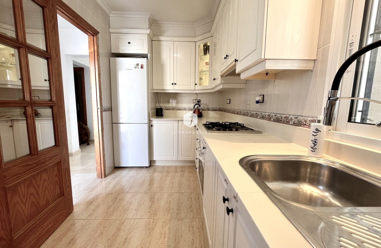 Segunda mano - Villa -
San Miguel de Salinas - Inland