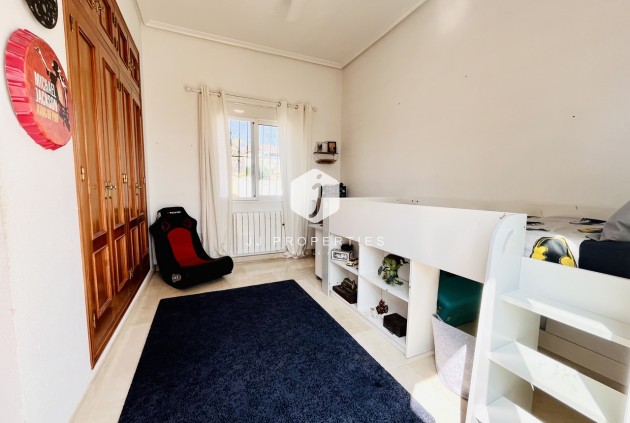 Segunda mano - Villa -
San Miguel de Salinas - Inland