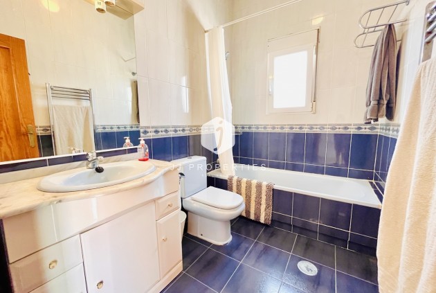 Segunda mano - Villa -
San Miguel de Salinas - Inland