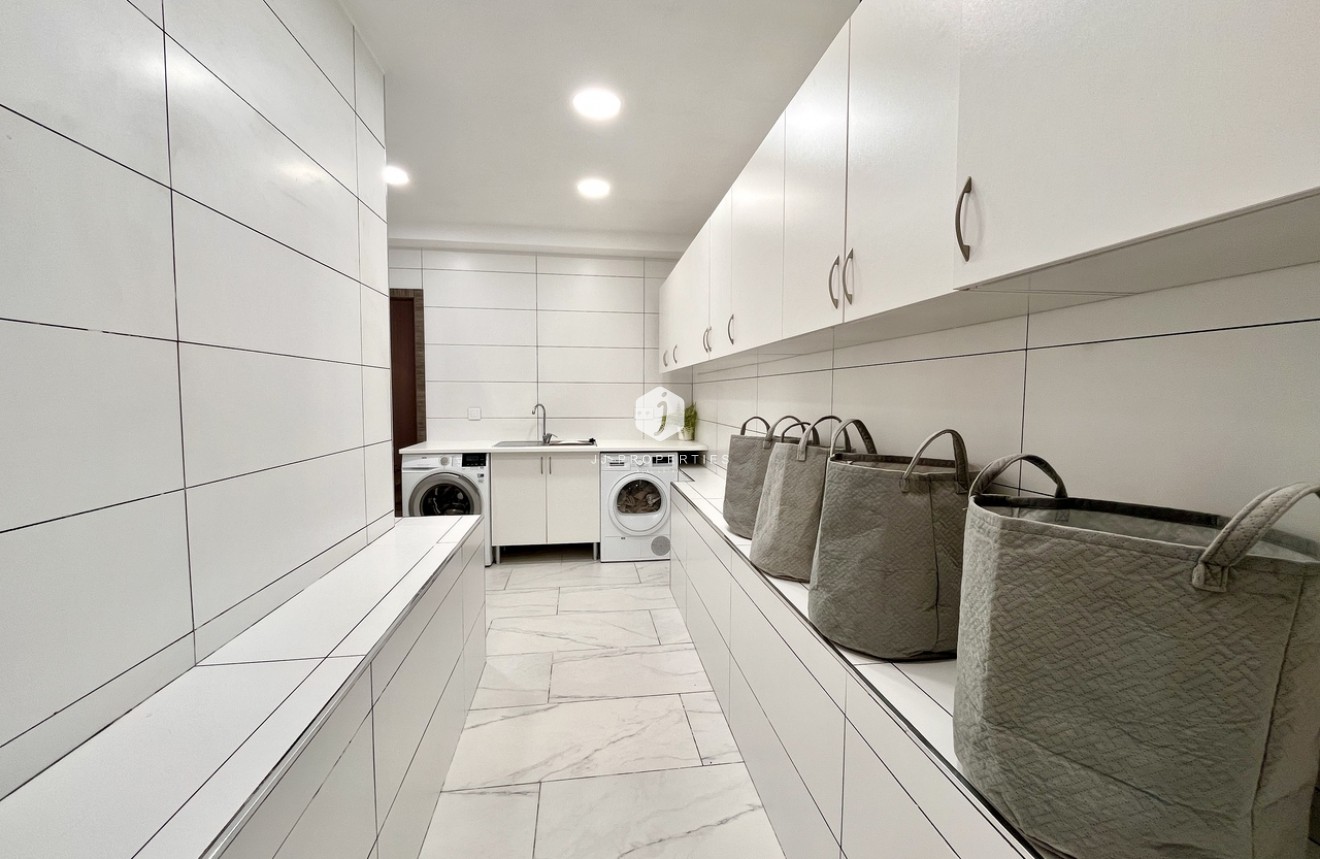 Segunda mano - Villa -
San Miguel de Salinas - Inland