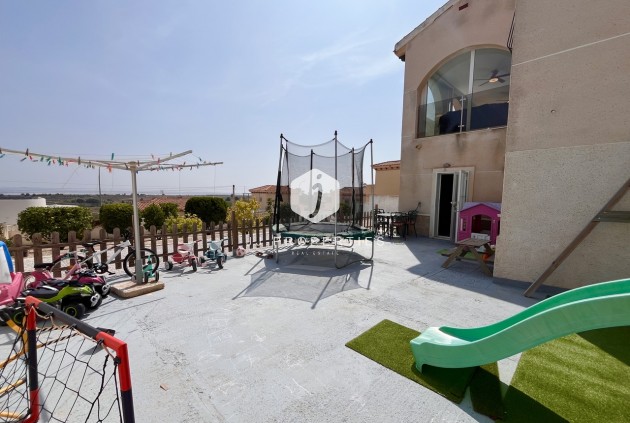 Segunda mano - Villa -
San Miguel de Salinas - Inland