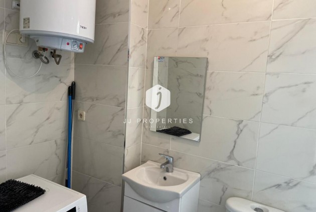 D'occasion - Attique -
Torrevieja - LA LOMA