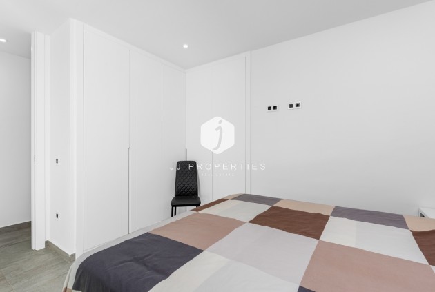 Segunda mano - Villa -
San Miguel de Salinas - Inland