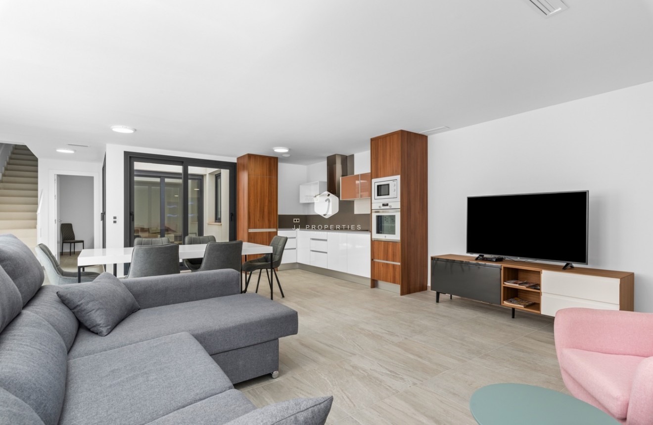 Segunda mano - Villa -
San Miguel de Salinas - Inland