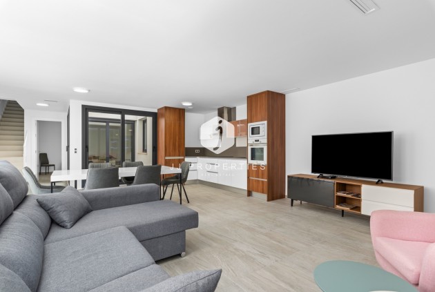 Segunda mano - Villa -
San Miguel de Salinas - Inland