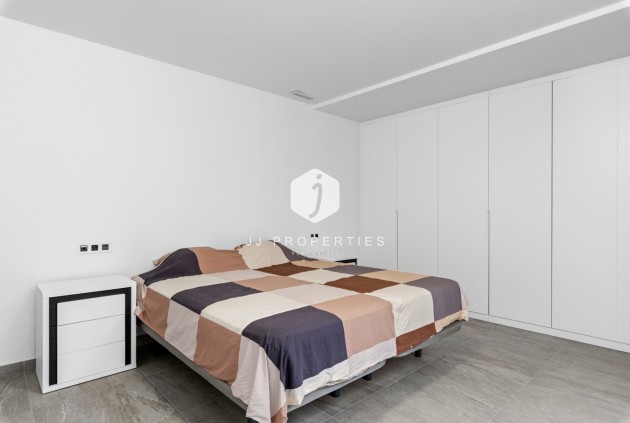 Segunda mano - Villa -
San Miguel de Salinas - Inland