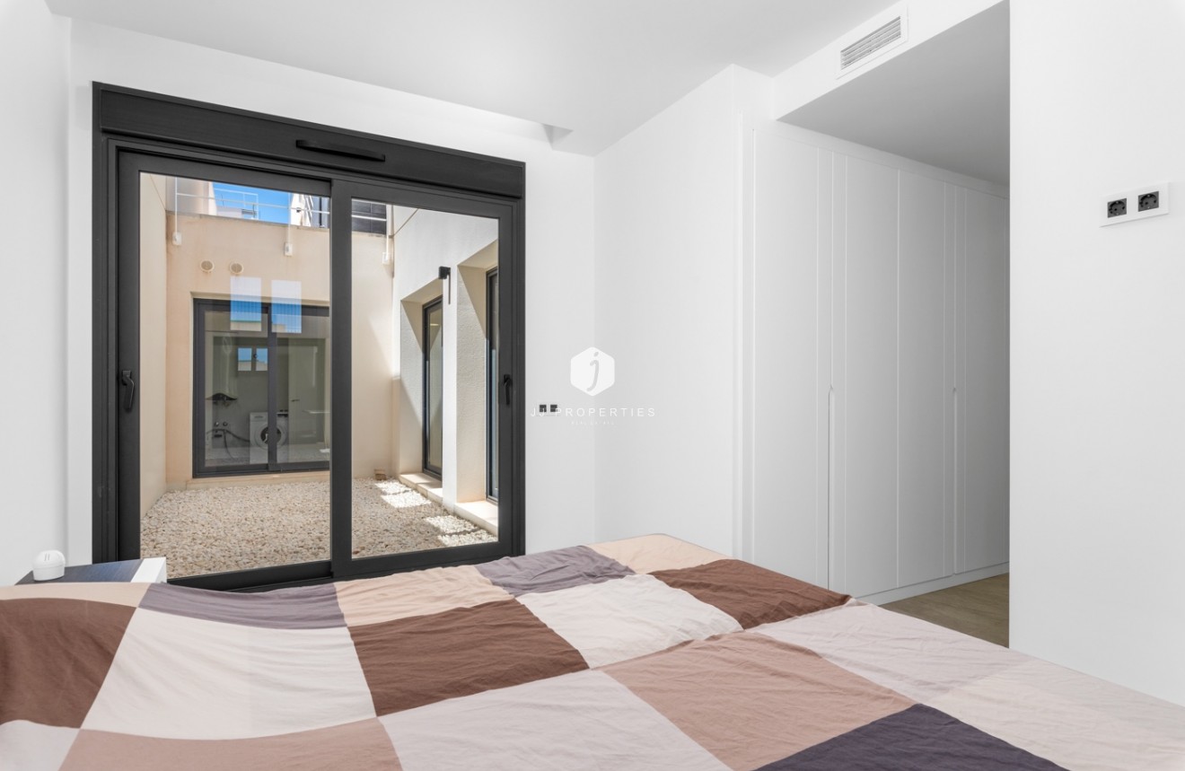 Segunda mano - Villa -
San Miguel de Salinas - Inland