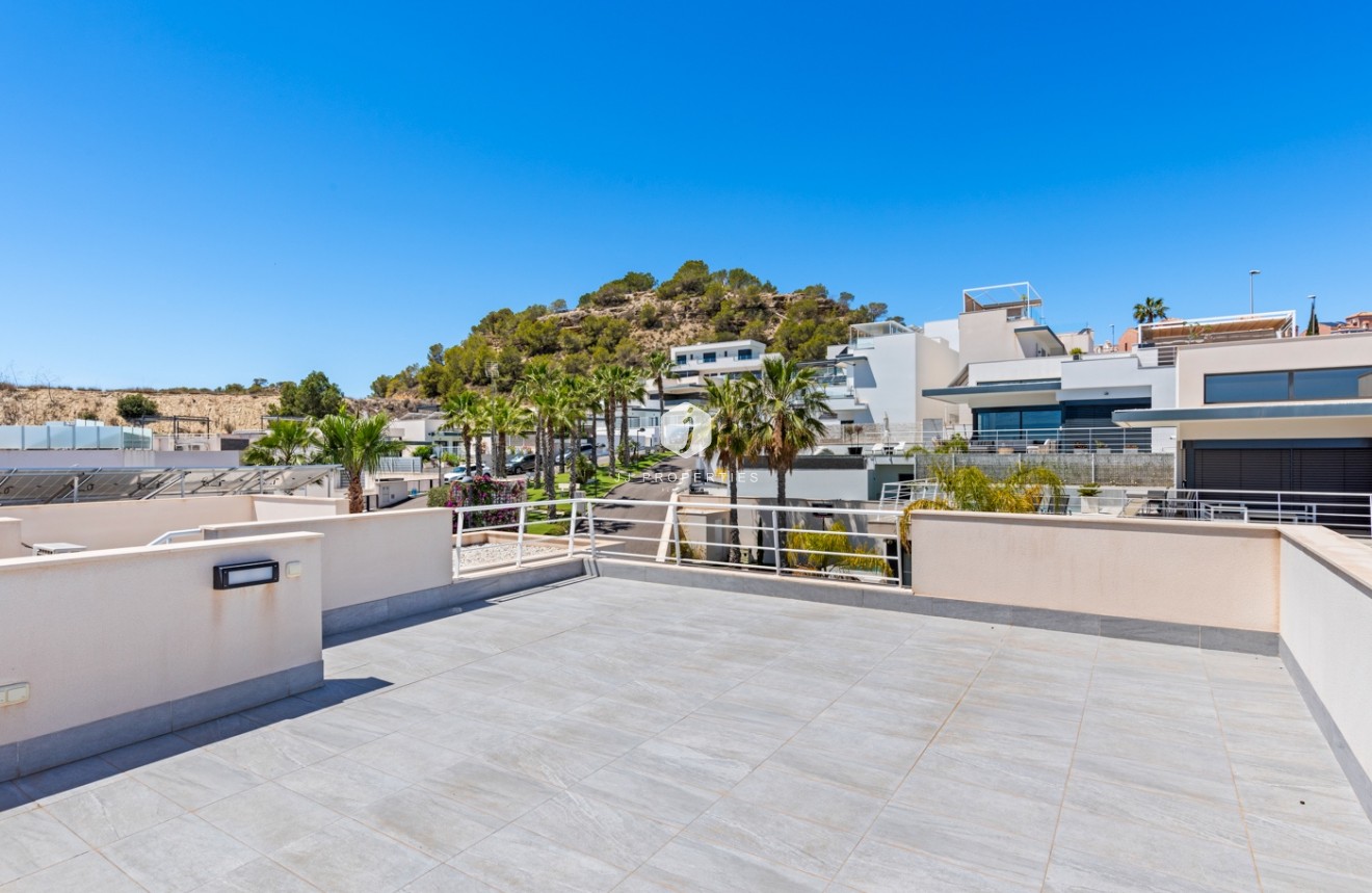 Segunda mano - Villa -
San Miguel de Salinas - Inland