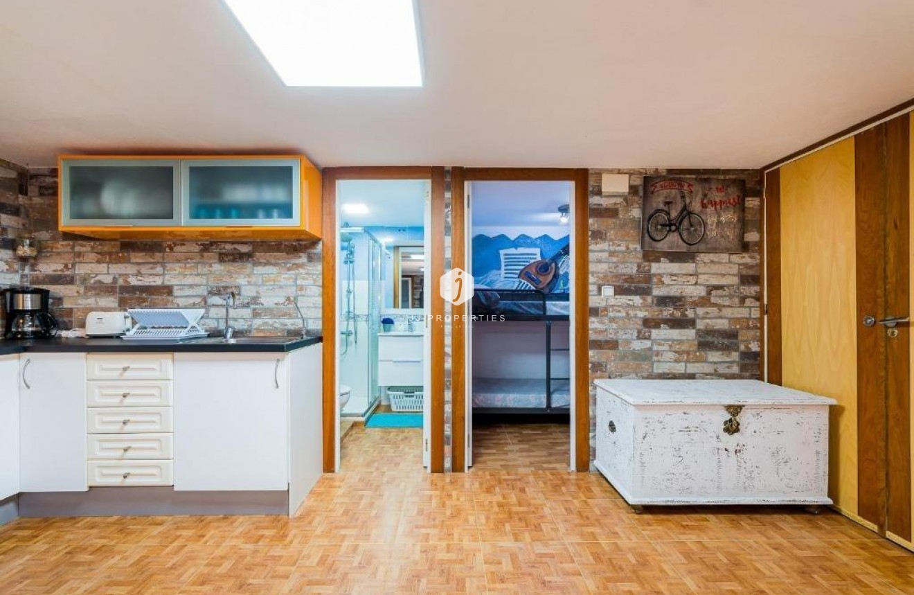 D'occasion - Duplex -
Torrevieja - Acequion