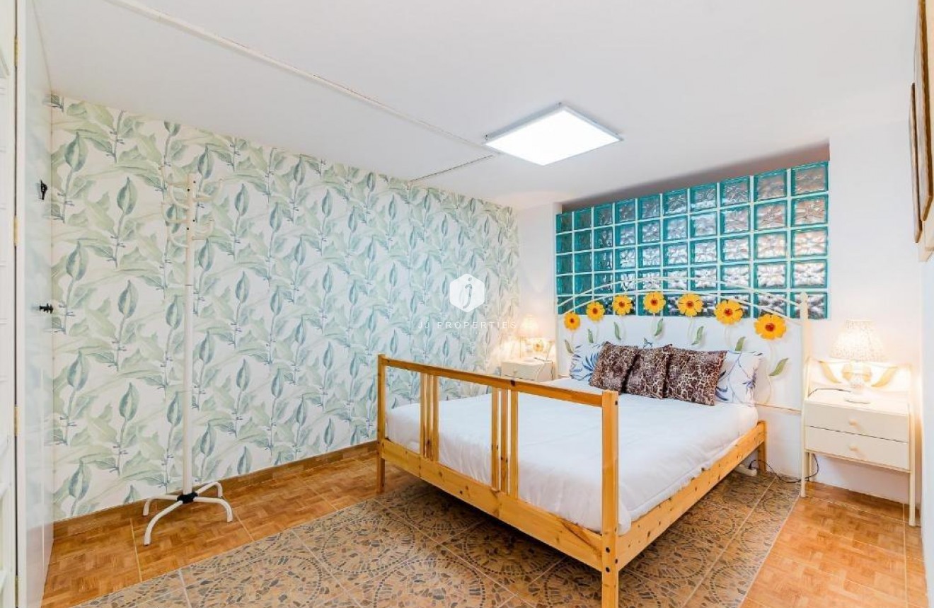 D'occasion - Duplex -
Torrevieja - Acequion