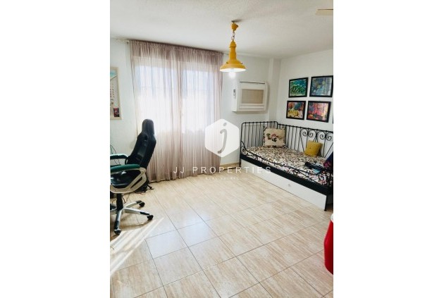 D'occasion - Duplex -
Torrevieja - Acequion