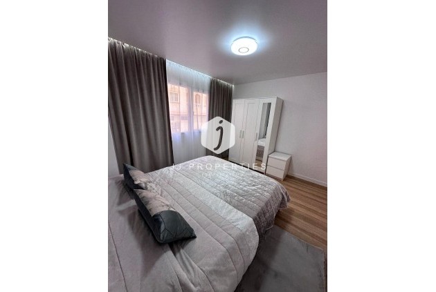 Segunda mano - Apartamento / piso -
Torrevieja - Estacion de autobuses