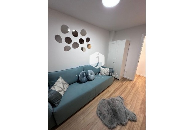 Segunda mano - Apartamento / piso -
Torrevieja - Estacion de autobuses