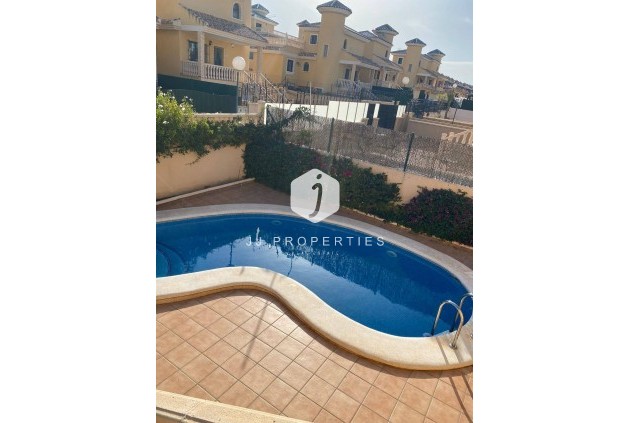 Segunda mano - Villa -
Orihuela Costa - Villamartín-las Filipinas